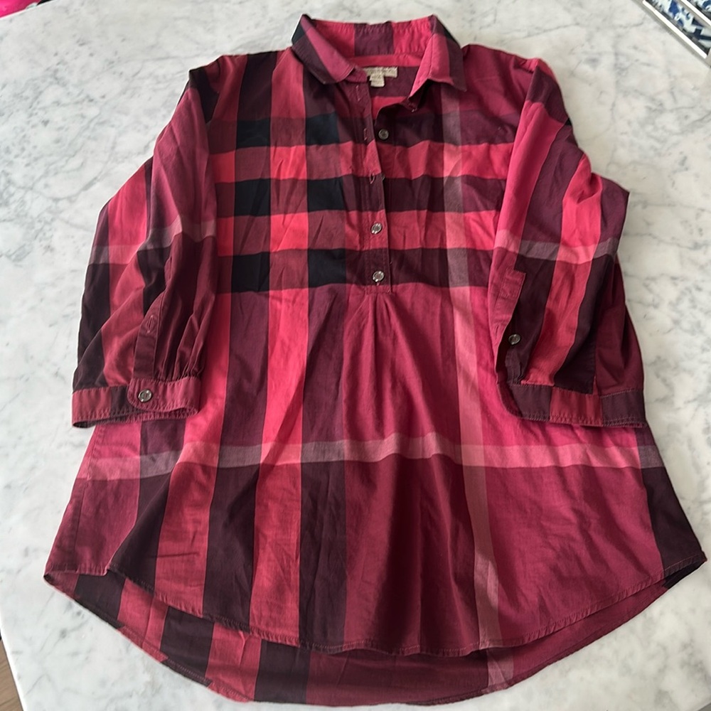 Burberry red and black tunic, quarter button